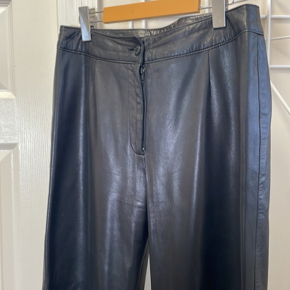 Danier Canada - Leather Slim Straight Pants - Black - 10 - Picture 3 of 13